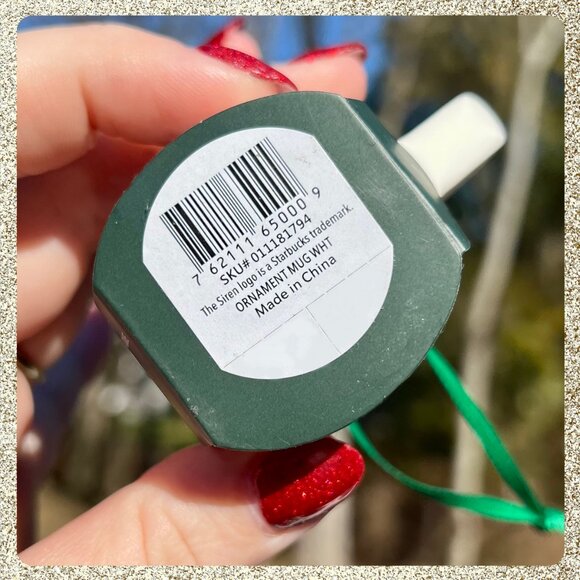 πβ NIB/NWT 2025 Starbucks Ceramic Latte Mug Christmas Tree Ornament Dated - Picture 8 of 8